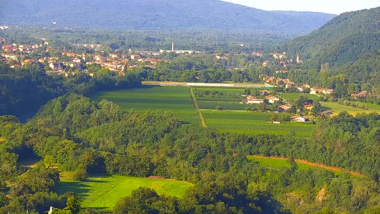 Otkrijte Beskrajnu Web Kameru Nova Gorica i Gorica!