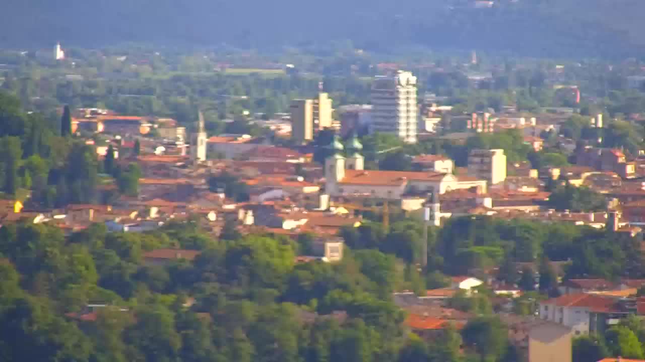 Borderless webcam of Nova Gorica and Gorizia