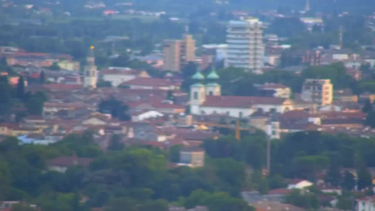 Brezmejna spletna kamera Nova Gorica in Gorica!