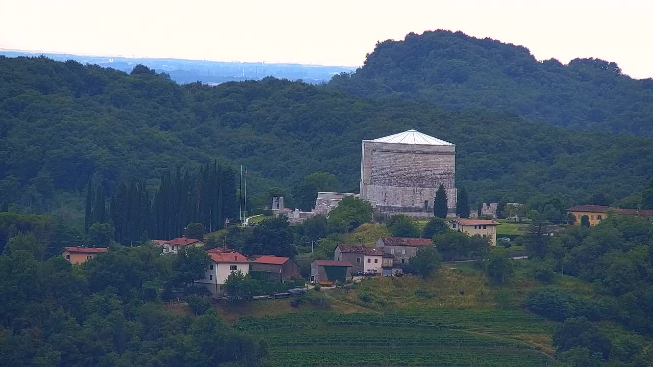 Scopri la Webcam Senza Confini tra Nova Gorica e Gorizia!