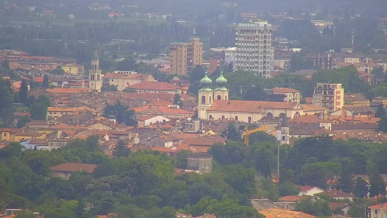 Brezmejna spletna kamera Nova Gorica in Gorica!