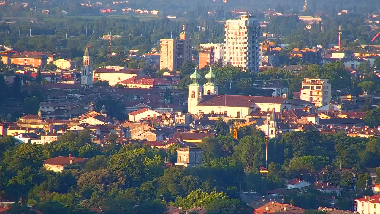 Borderless webcam of Nova Gorica and Gorizia