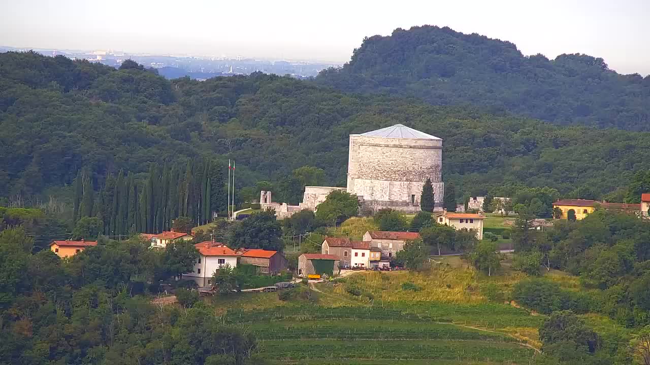 Borderless webcam of Nova Gorica and Gorizia