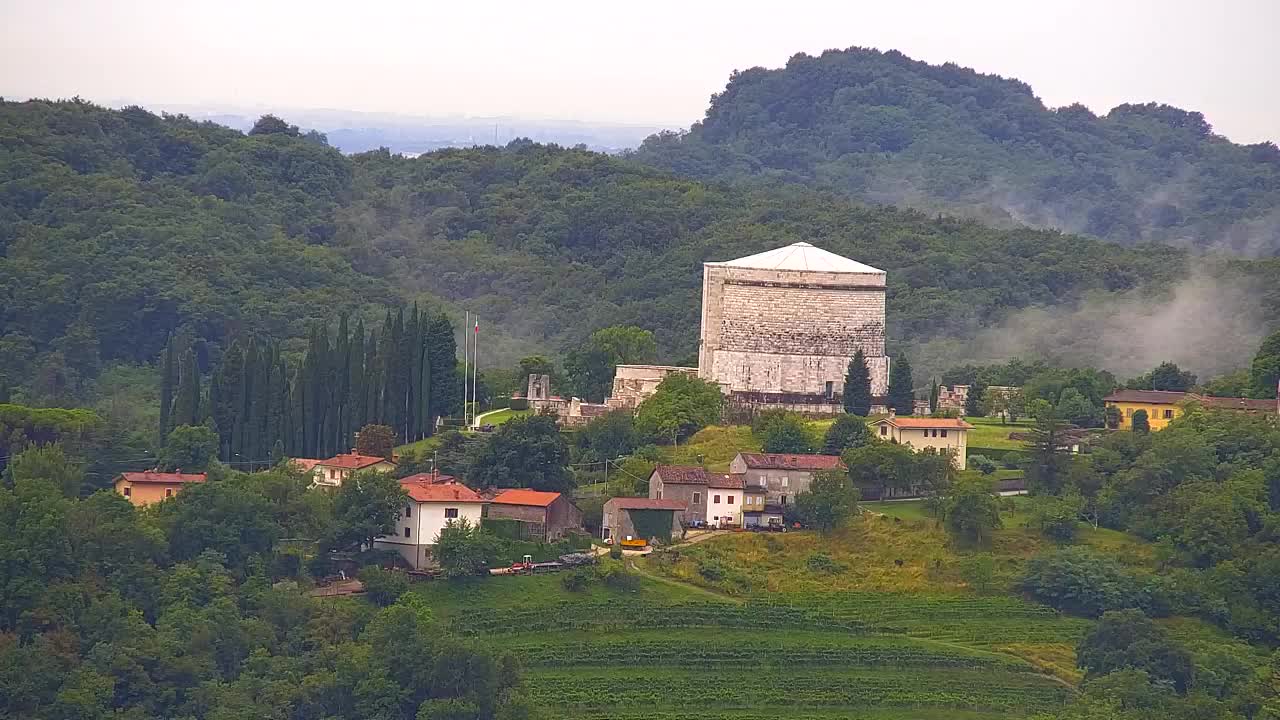 Borderless webcam of Nova Gorica and Gorizia