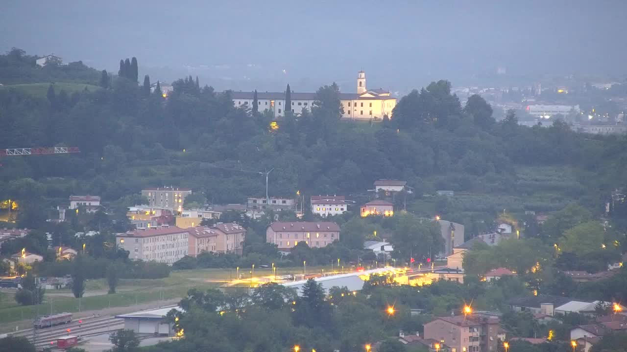 Scopri la Webcam Senza Confini tra Nova Gorica e Gorizia!