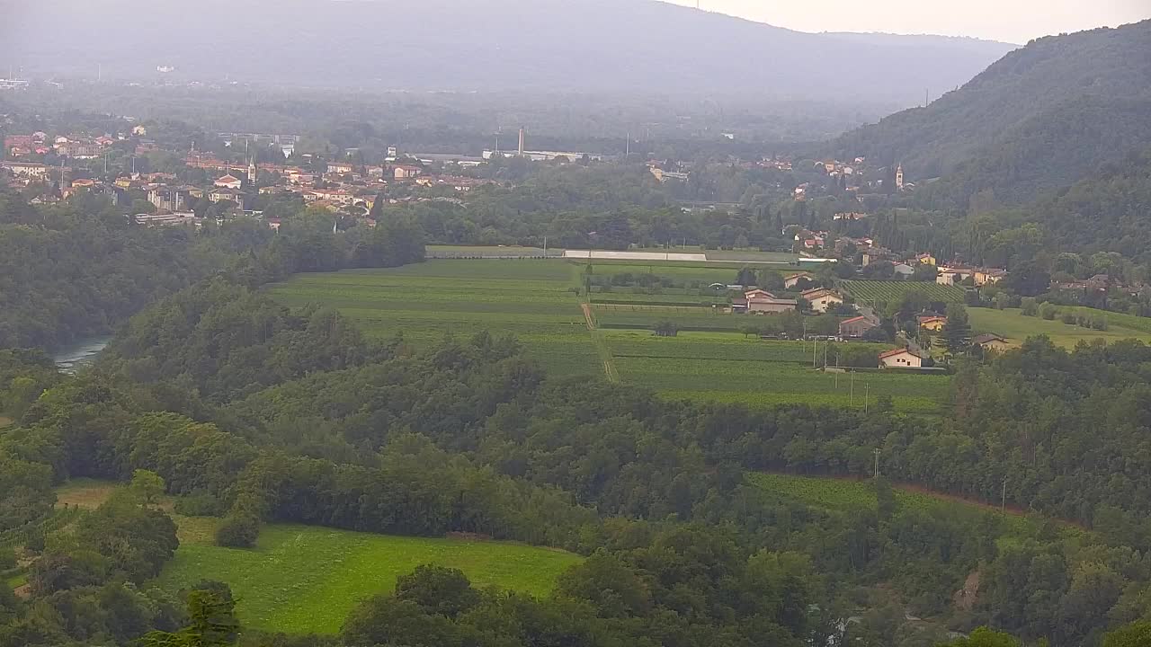 Brezmejna spletna kamera Nova Gorica in Gorica!