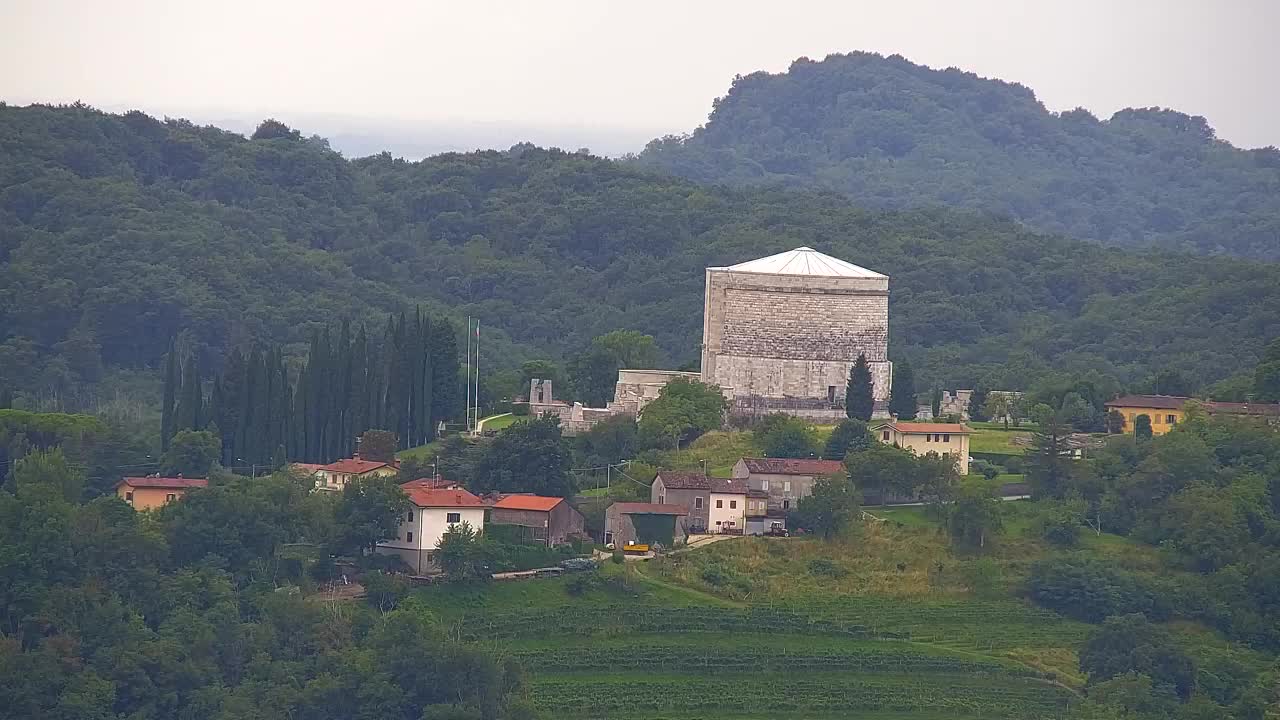 Scopri la Webcam Senza Confini tra Nova Gorica e Gorizia!