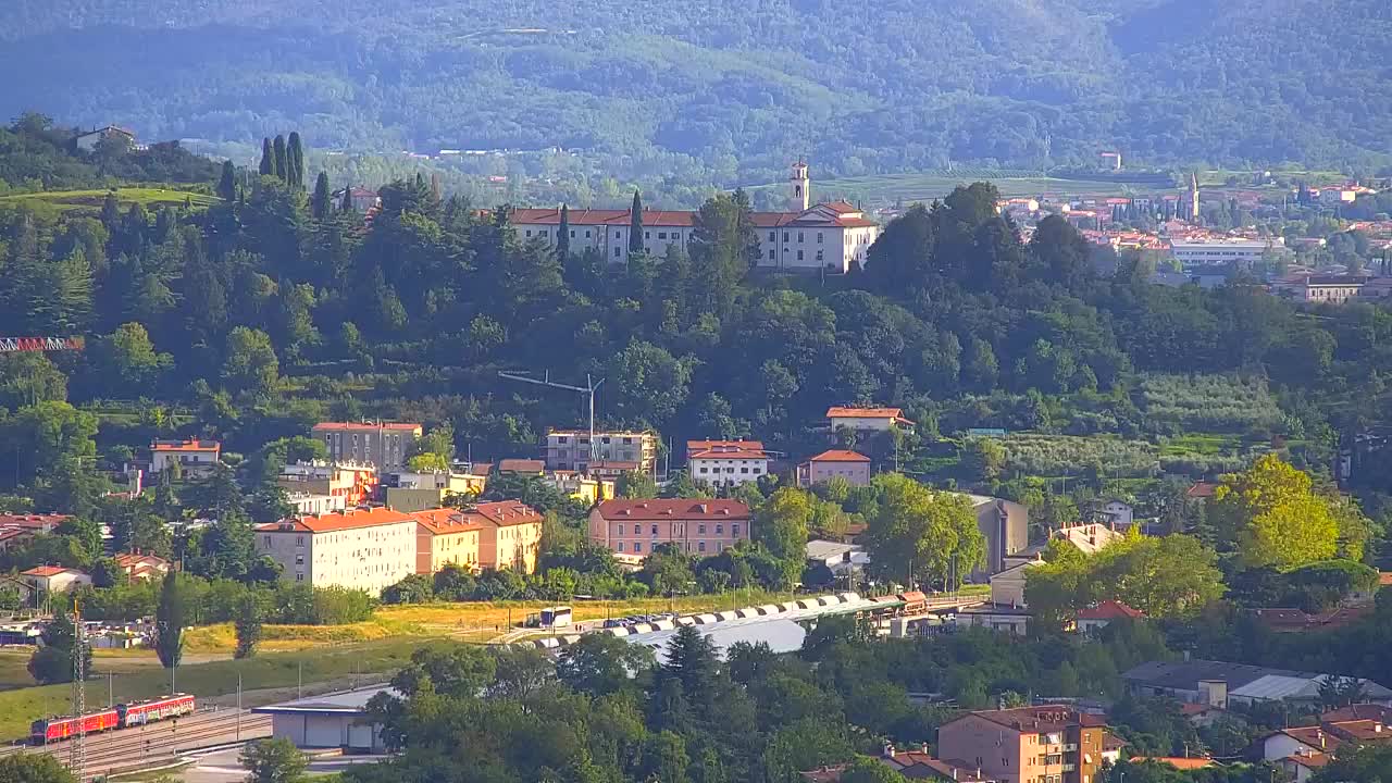 Grenzenlose Webcam: Nova Gorica und Gorizia / Görz live erleben!
