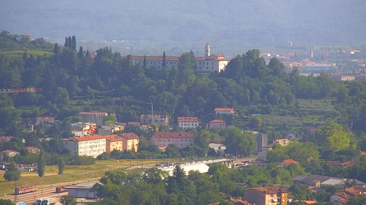 Scopri la Webcam Senza Confini tra Nova Gorica e Gorizia!