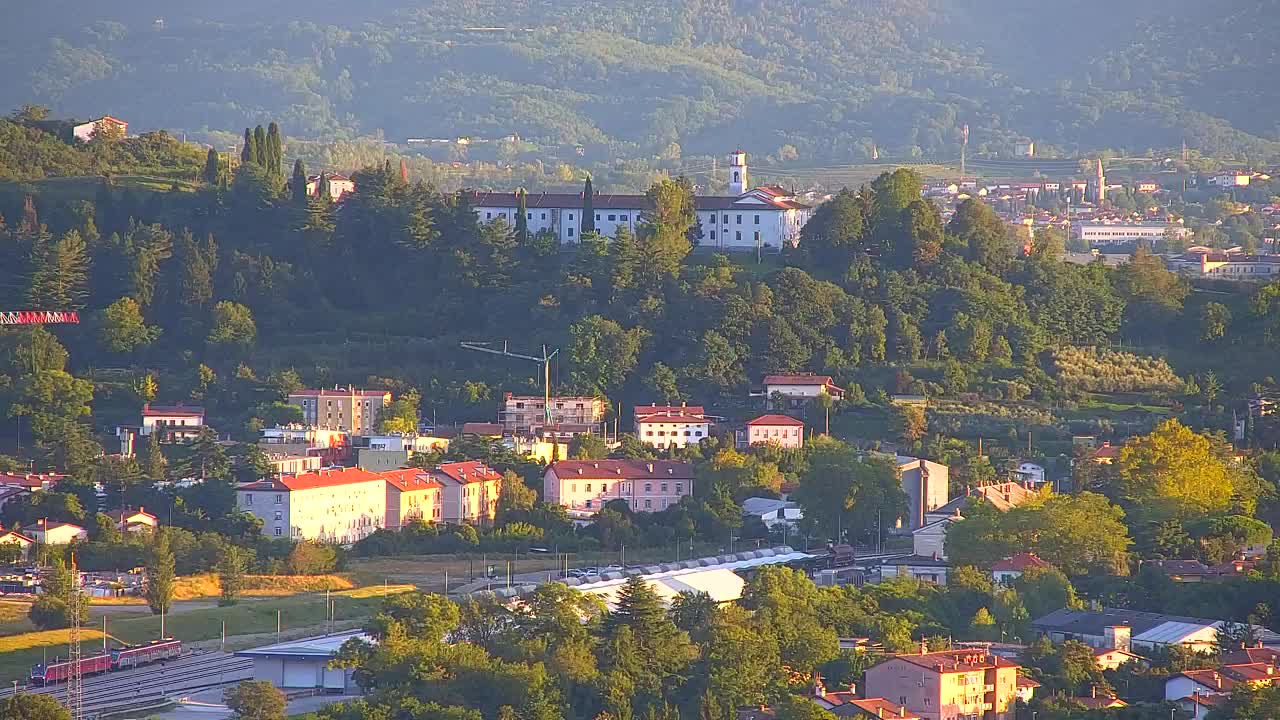 Grenzenlose Webcam: Nova Gorica und Gorizia / Görz live erleben!