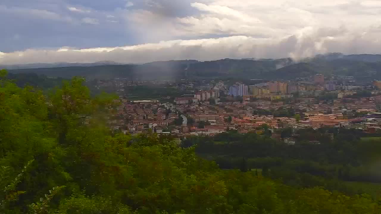Brezmejna spletna kamera Nova Gorica in Gorica!