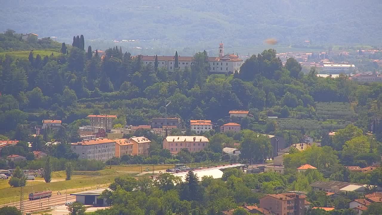 Brezmejna spletna kamera Nova Gorica in Gorica!