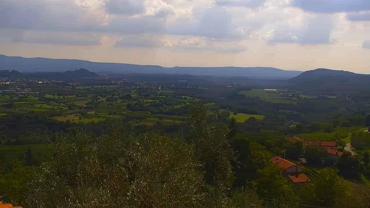 Brezmejna spletna kamera Nova Gorica in Gorica!