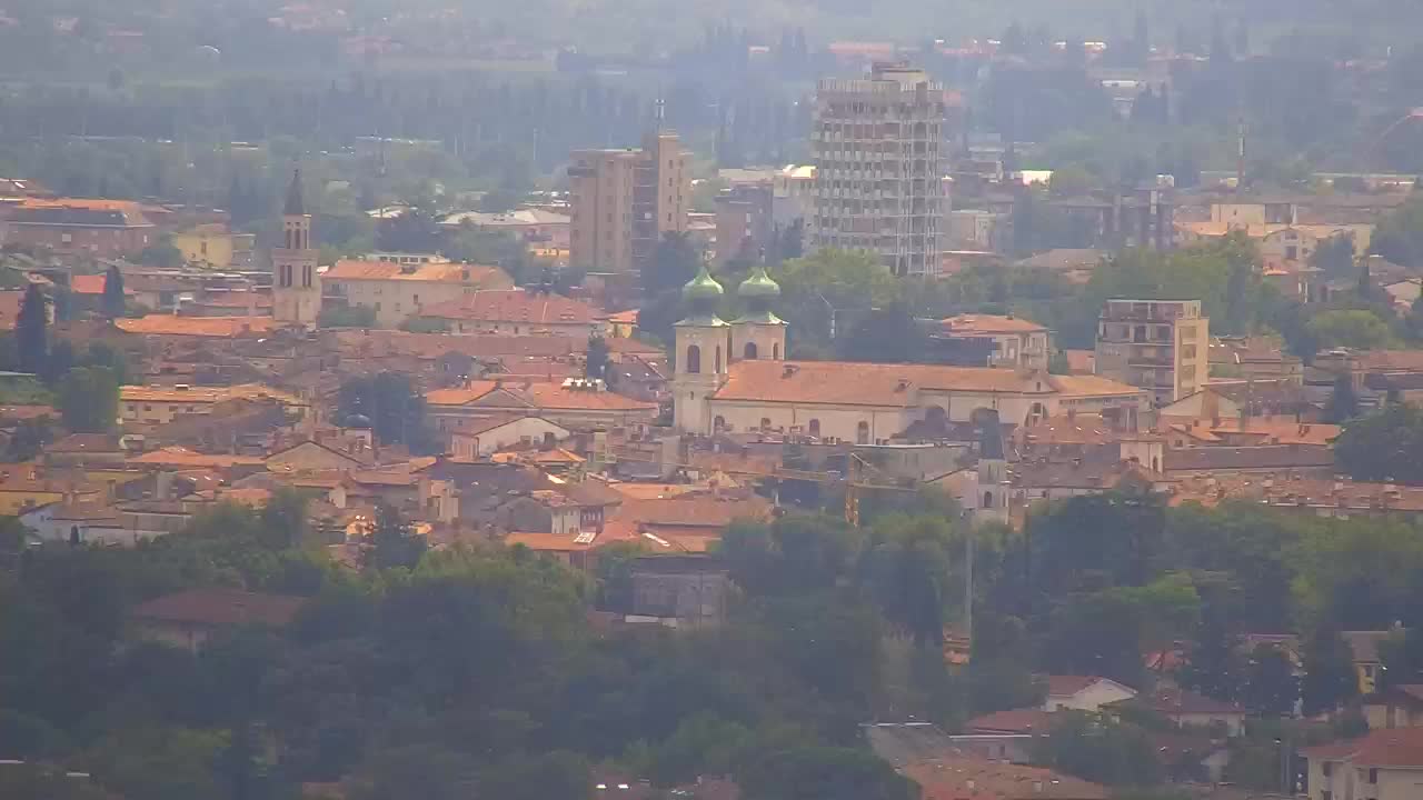 Borderless webcam of Nova Gorica and Gorizia