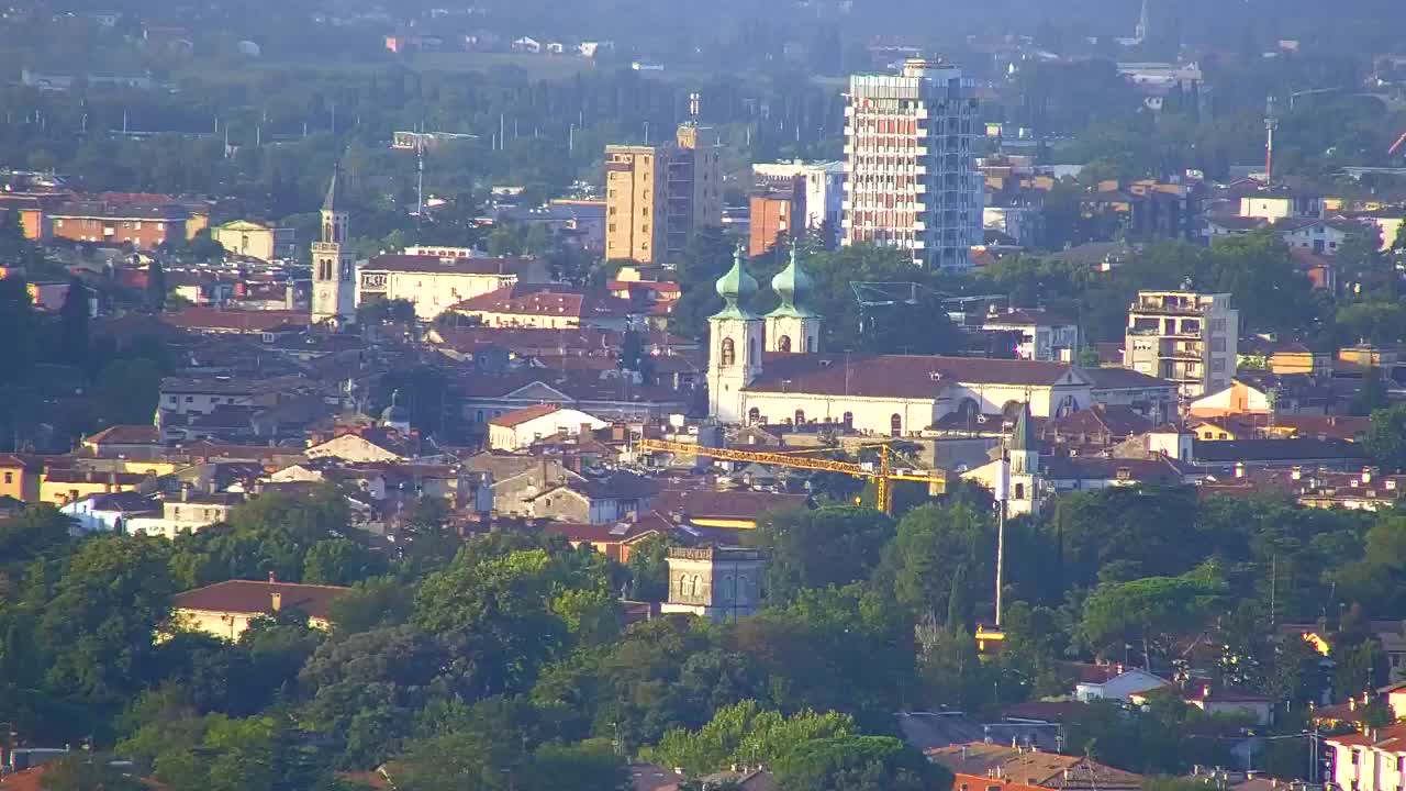 Brezmejna spletna kamera Nova Gorica in Gorica!