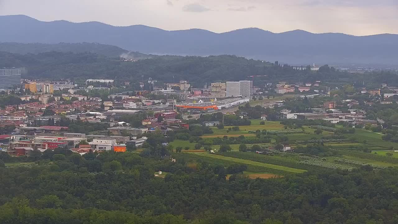 Borderless webcam of Nova Gorica and Gorizia