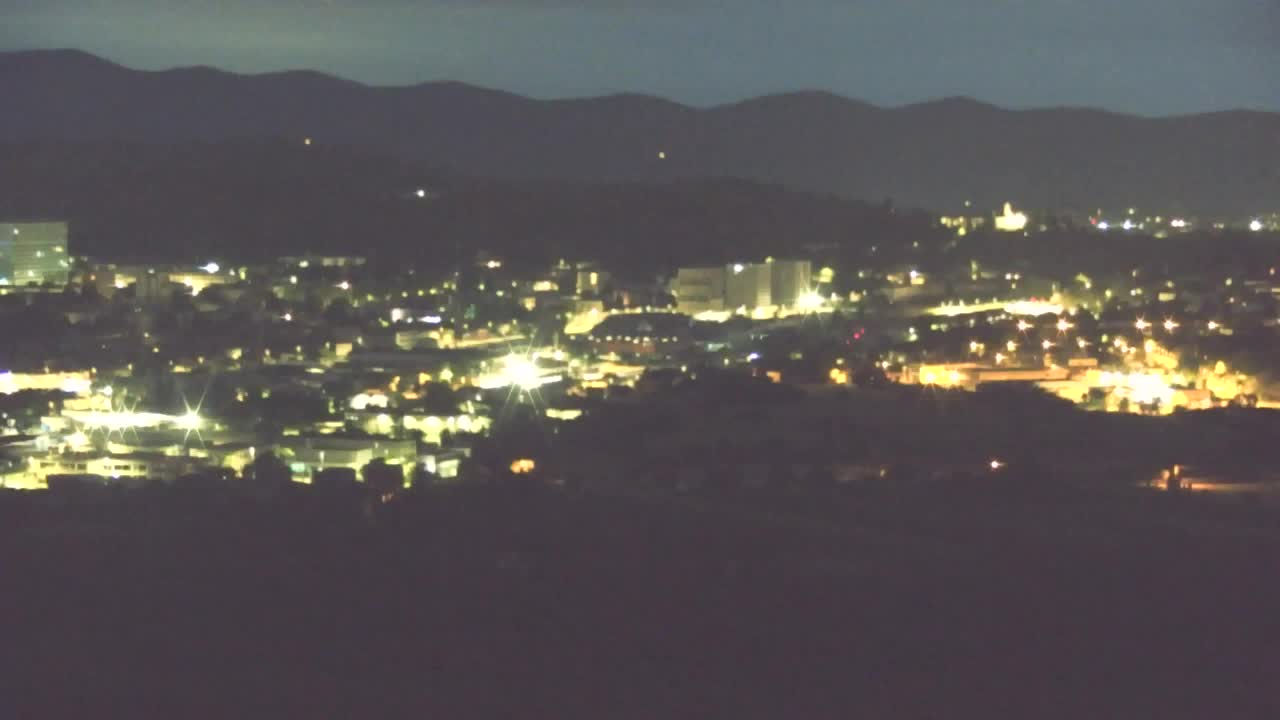 Brezmejna spletna kamera Nova Gorica in Gorica!