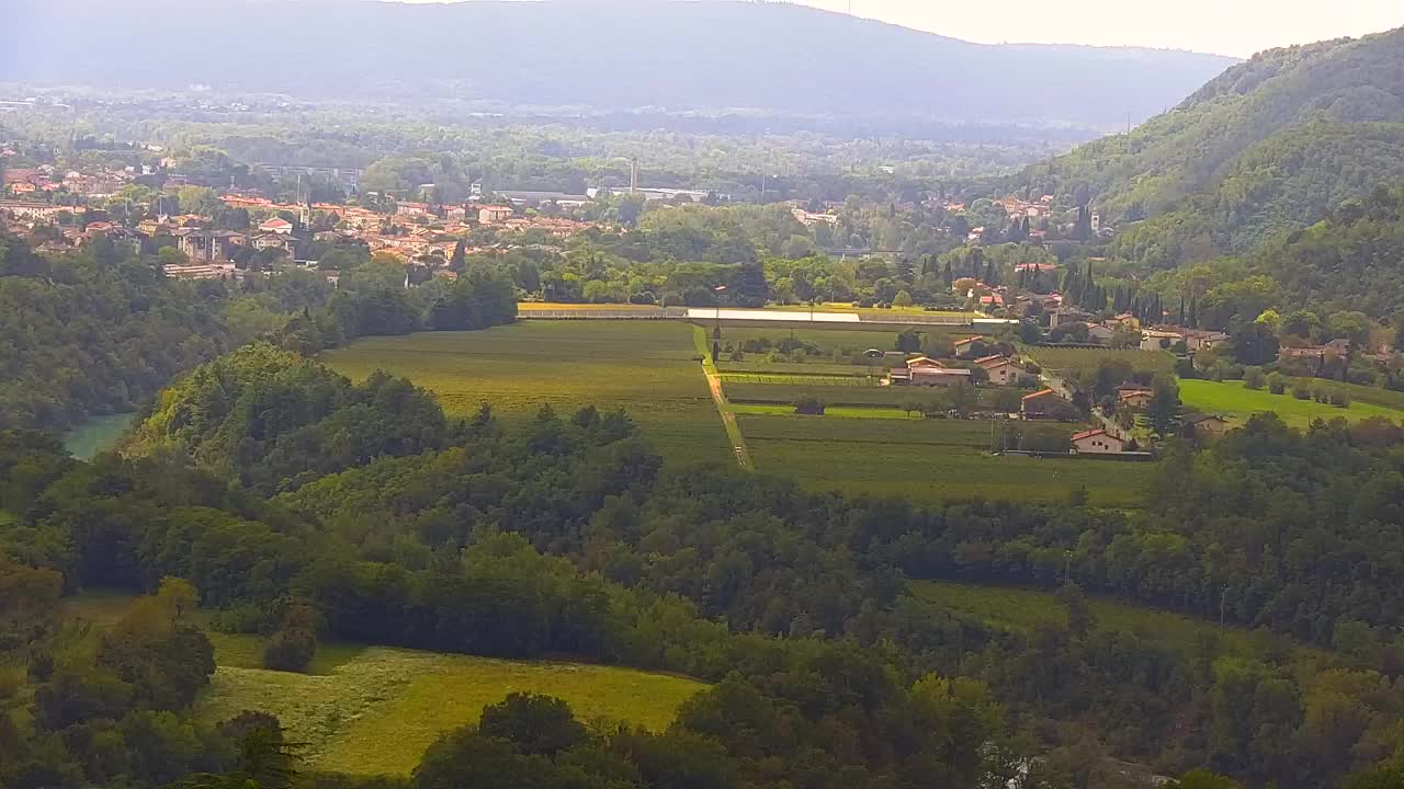 Otkrijte Beskrajnu Web Kameru Nova Gorica i Gorica!