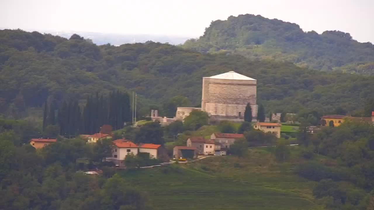 Otkrijte Beskrajnu Web Kameru Nova Gorica i Gorica!