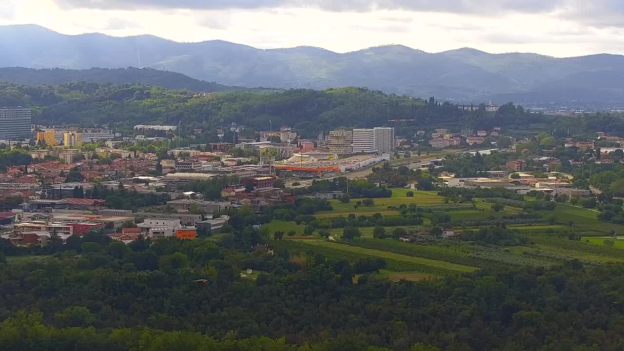 Scopri la Webcam Senza Confini tra Nova Gorica e Gorizia!