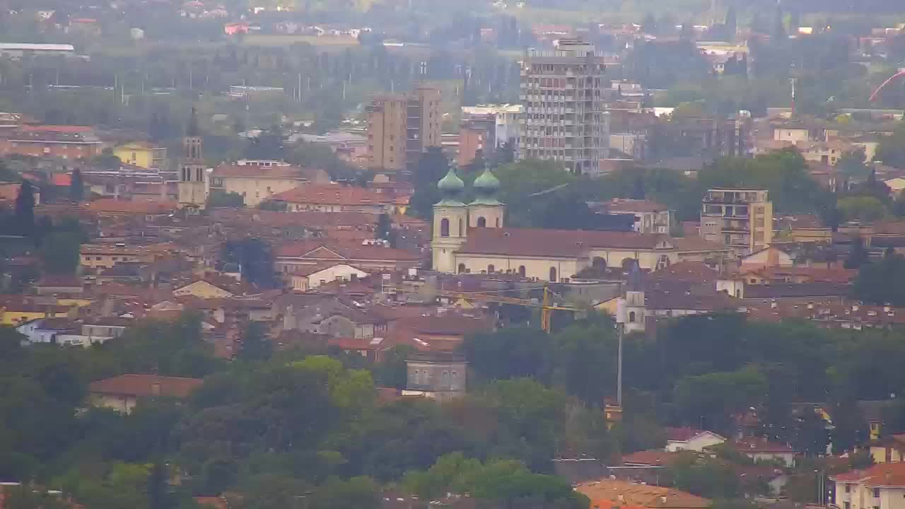 Brezmejna spletna kamera Nova Gorica in Gorica!