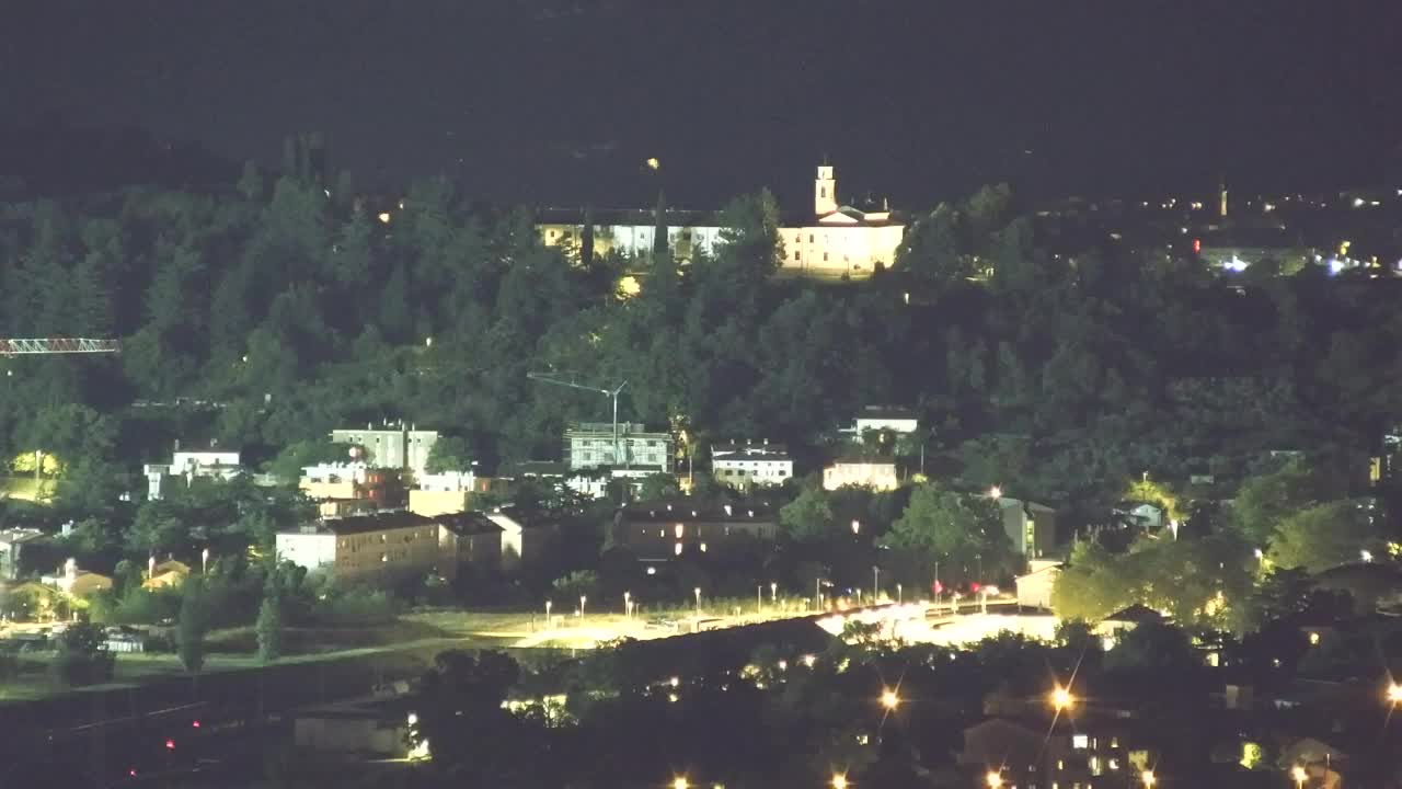 Otkrijte Beskrajnu Web Kameru Nova Gorica i Gorica!