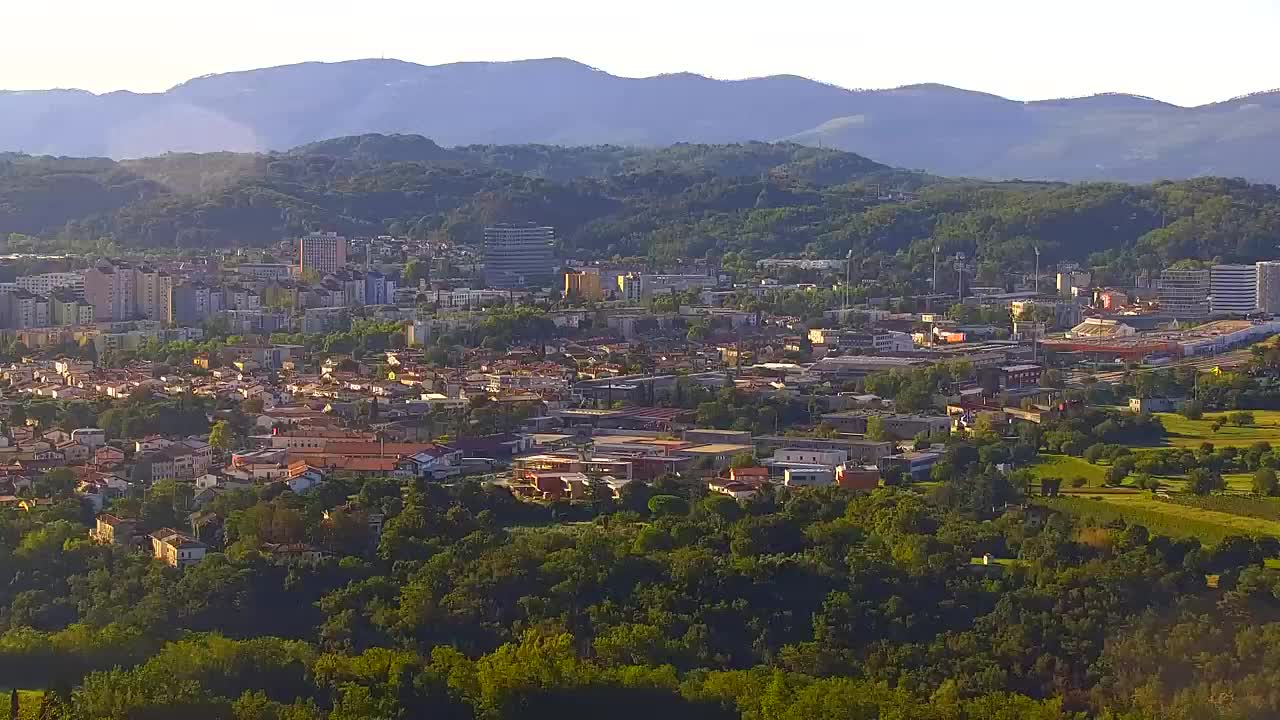 Grenzenlose Webcam: Nova Gorica und Gorizia / Görz live erleben!