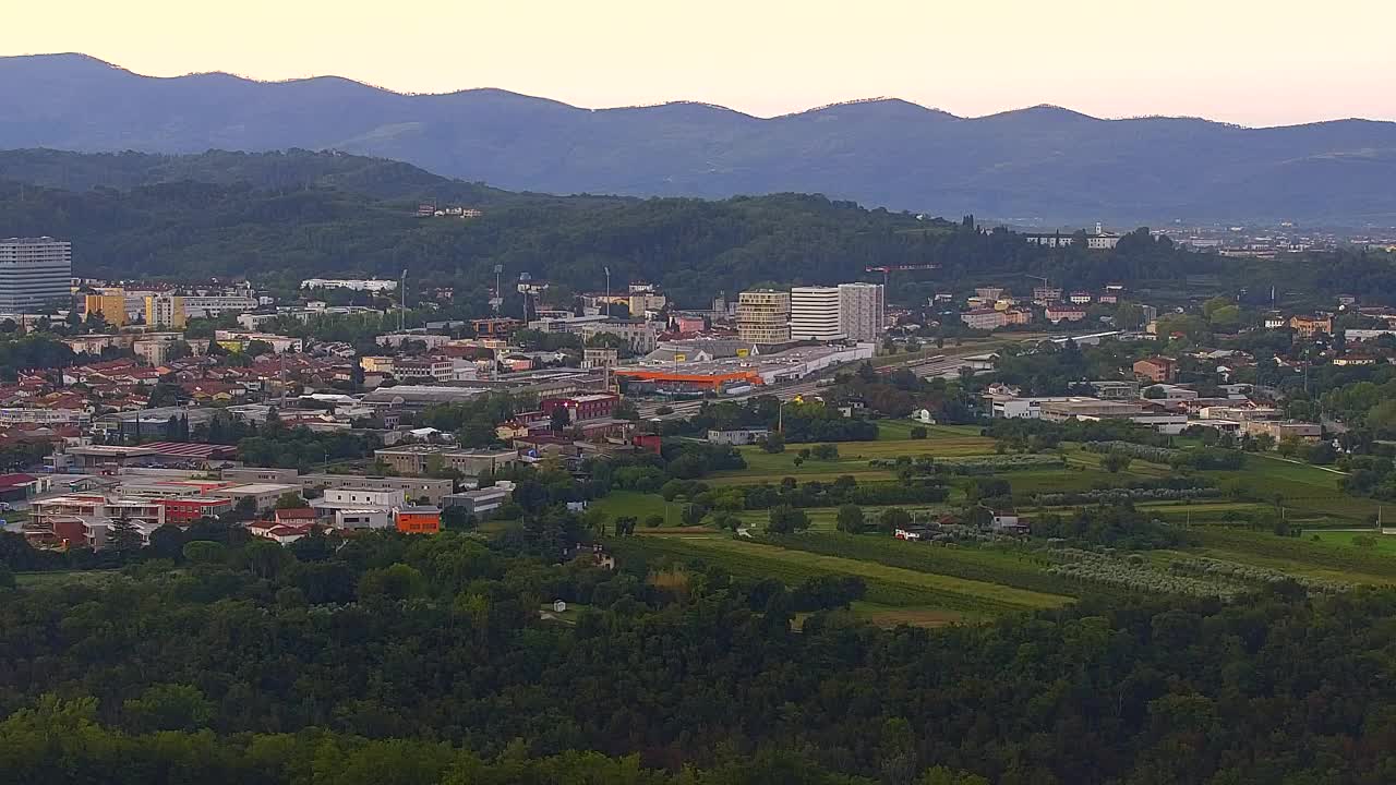 Scopri la Webcam Senza Confini tra Nova Gorica e Gorizia!