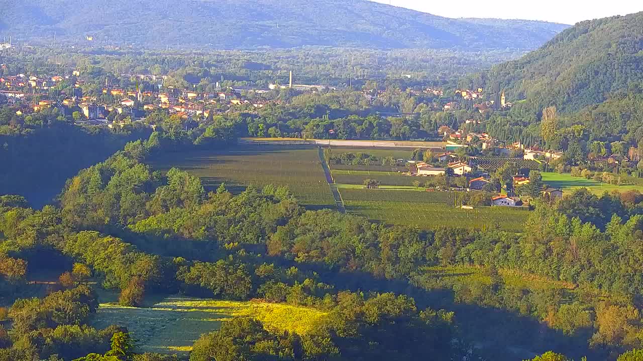 Otkrijte Beskrajnu Web Kameru Nova Gorica i Gorica!