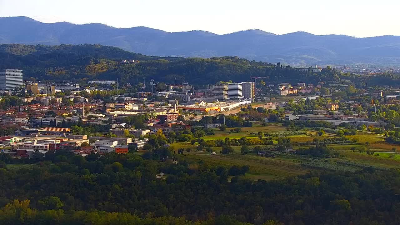 Borderless webcam of Nova Gorica and Gorizia