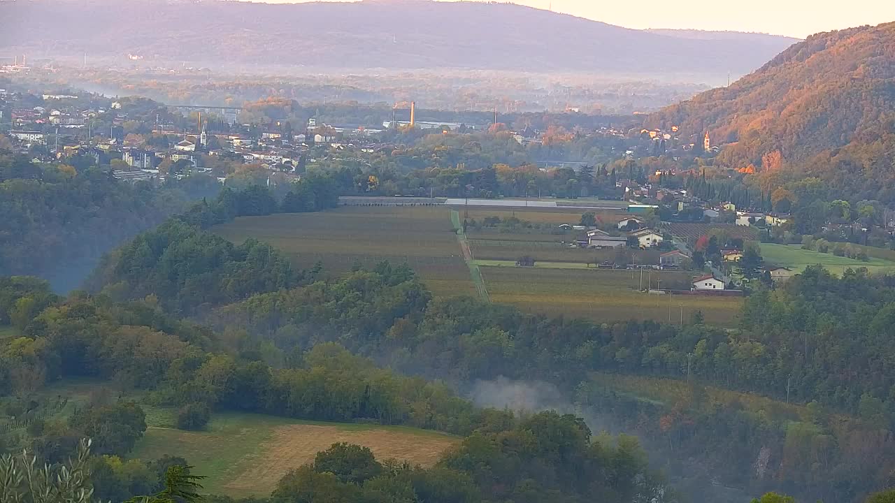 Otkrijte Beskrajnu Web Kameru Nova Gorica i Gorica!