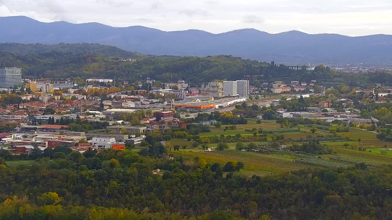 Brezmejna spletna kamera Nova Gorica in Gorica!