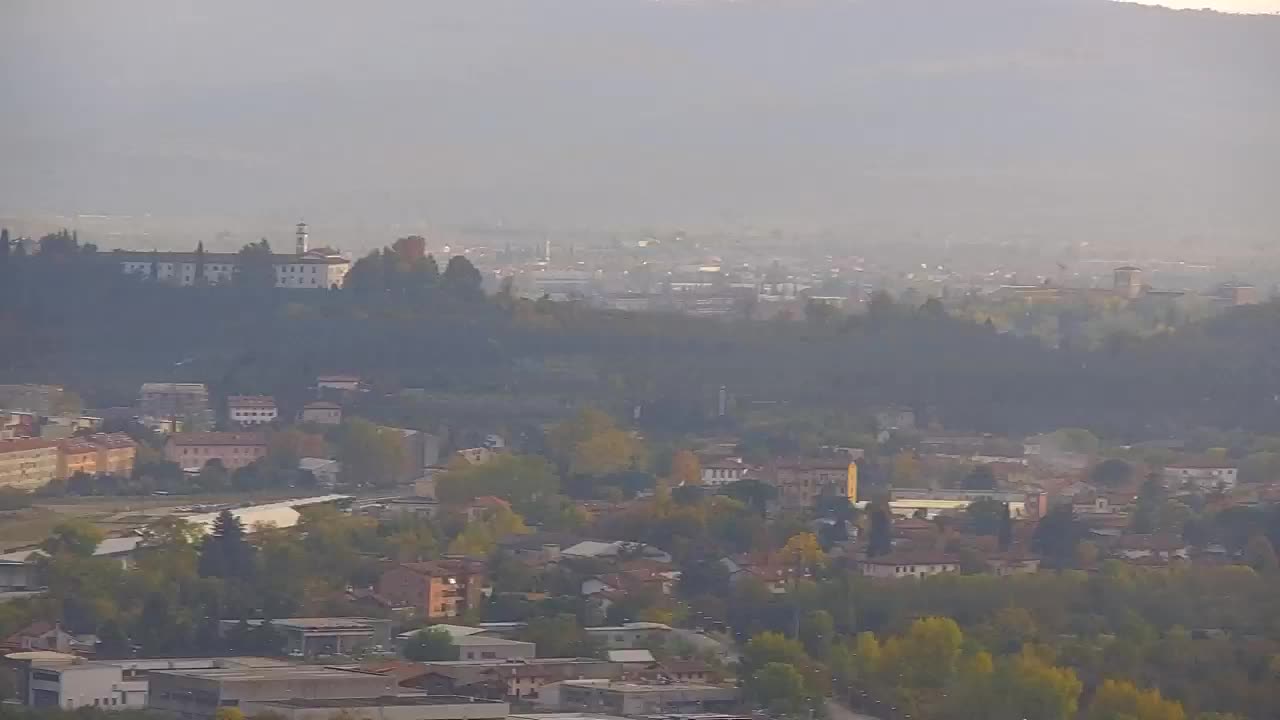 Otkrijte Beskrajnu Web Kameru Nova Gorica i Gorica!