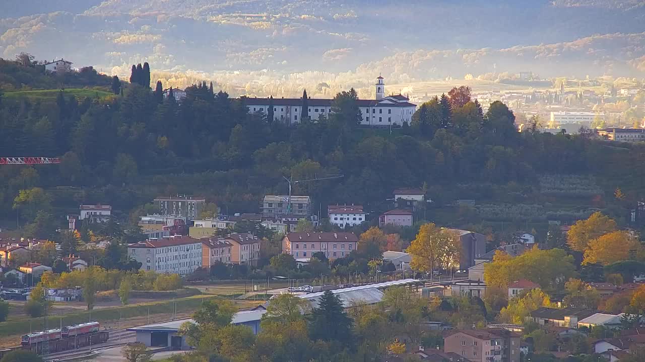 Brezmejna spletna kamera Nova Gorica in Gorica!