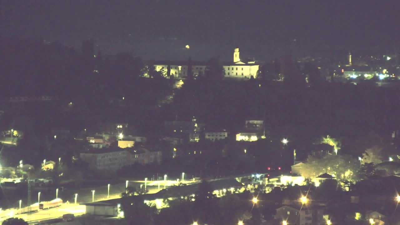 Brezmejna spletna kamera Nova Gorica in Gorica!