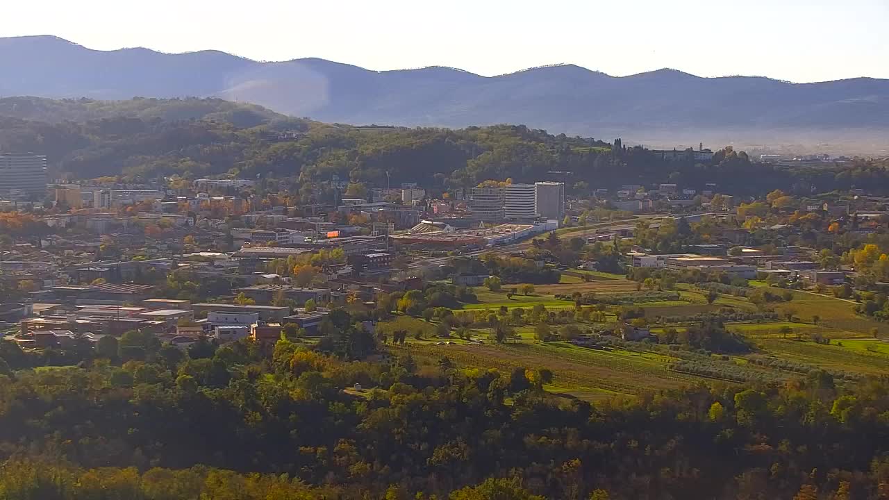 Brezmejna spletna kamera Nova Gorica in Gorica!
