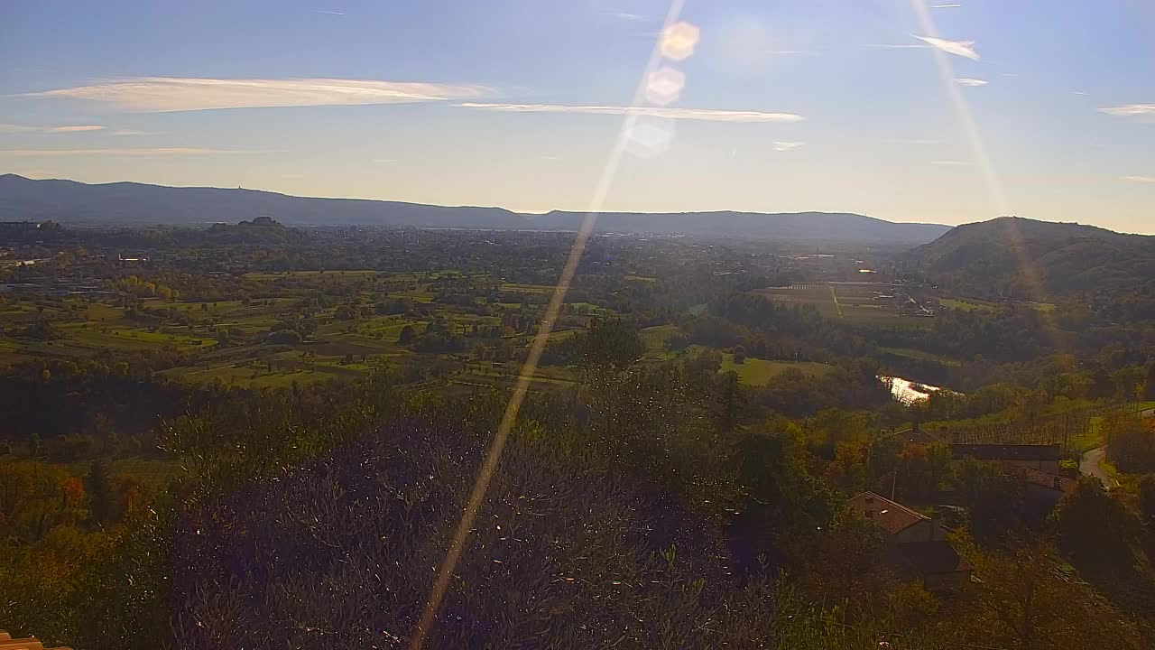 Otkrijte Beskrajnu Web Kameru Nova Gorica i Gorica!