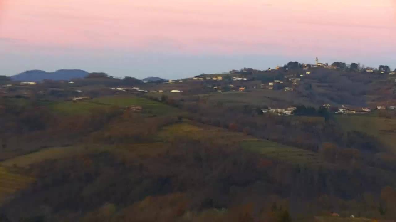 Otkrijte Beskrajnu Web Kameru Nova Gorica i Gorica!