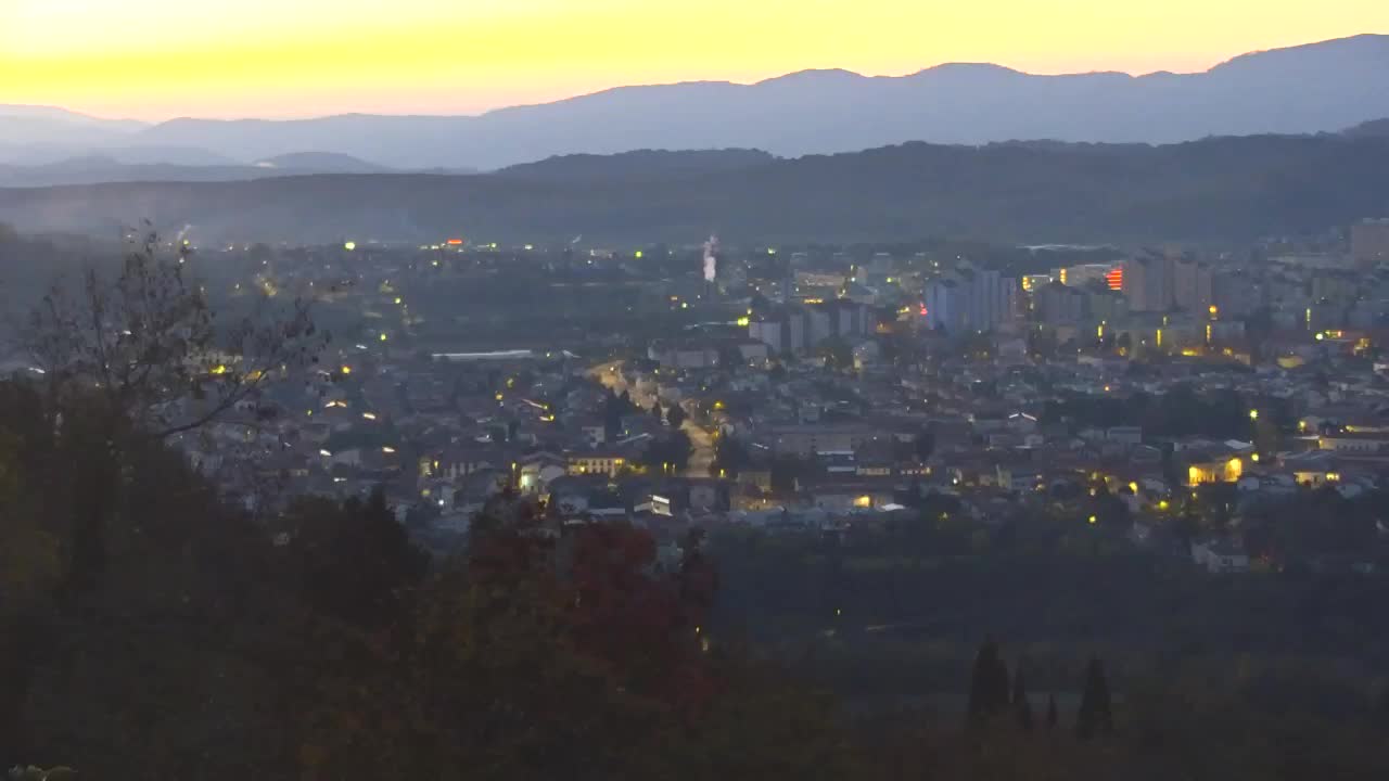 Otkrijte Beskrajnu Web Kameru Nova Gorica i Gorica!