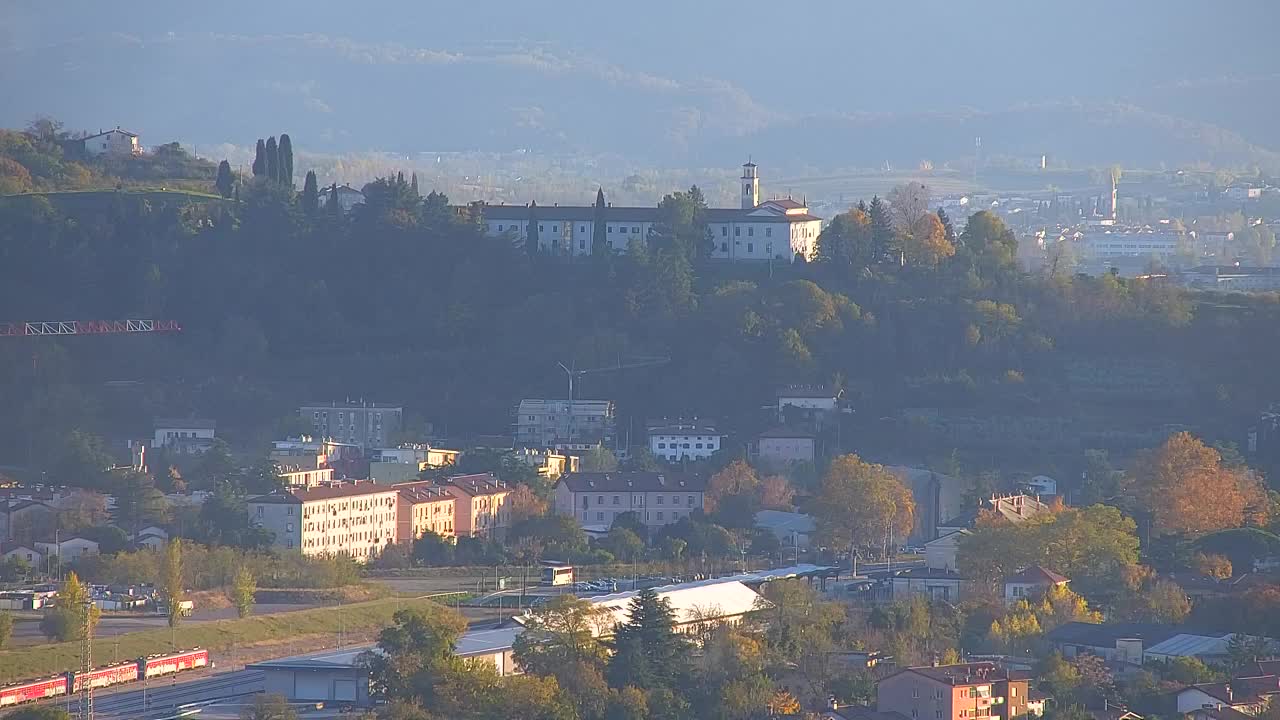 Brezmejna spletna kamera Nova Gorica in Gorica!