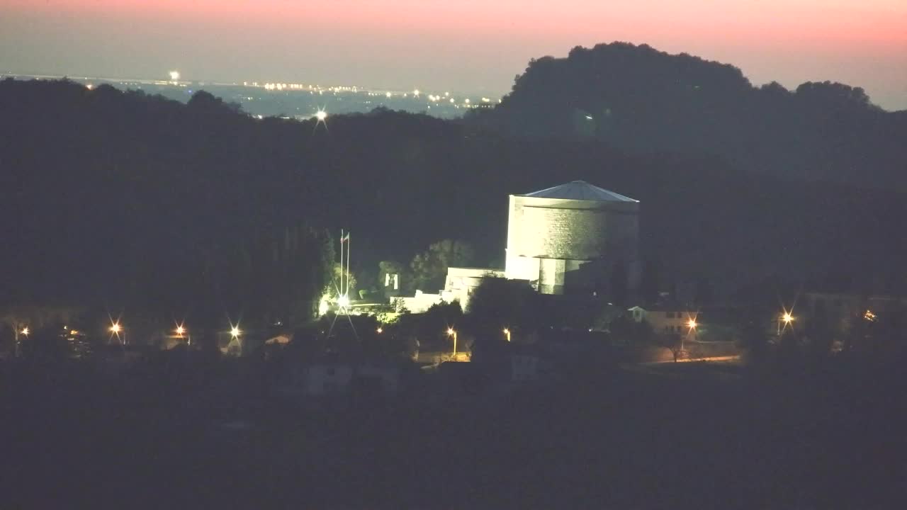 Brezmejna spletna kamera Nova Gorica in Gorica!