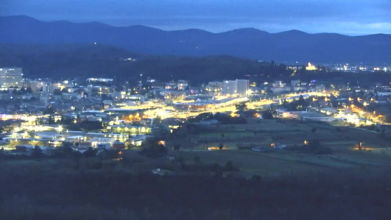 Brezmejna spletna kamera Nova Gorica in Gorica!