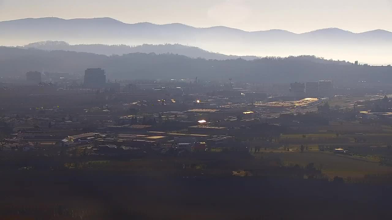Borderless webcam of Nova Gorica and Gorizia