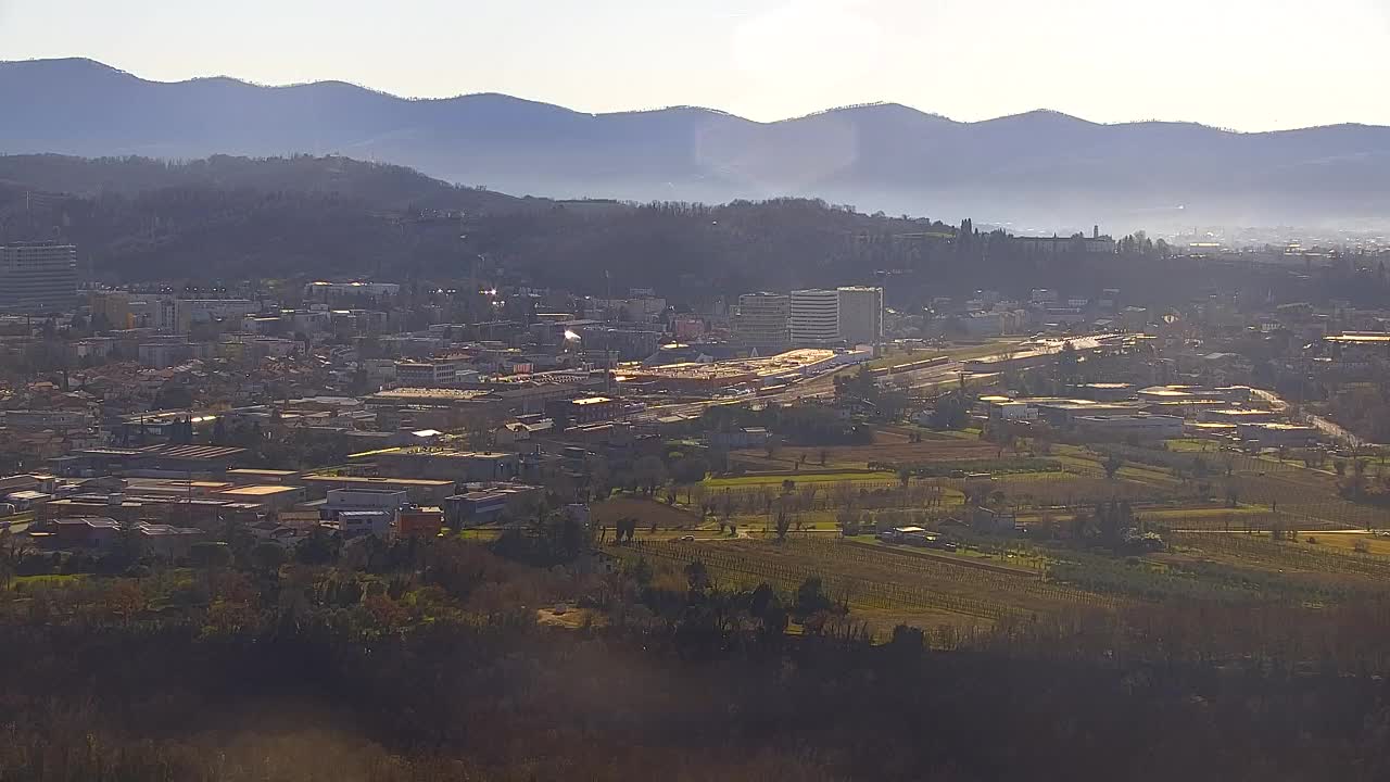 Borderless webcam of Nova Gorica and Gorizia