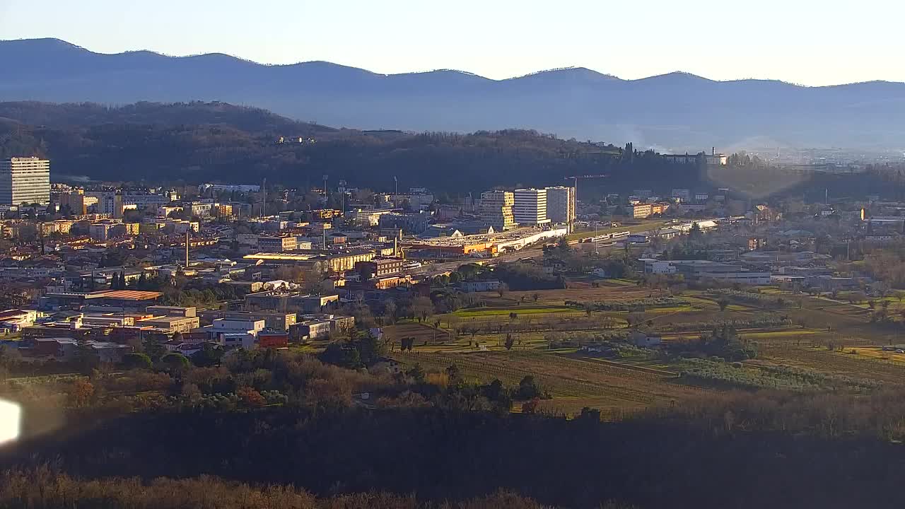 Borderless webcam of Nova Gorica and Gorizia
