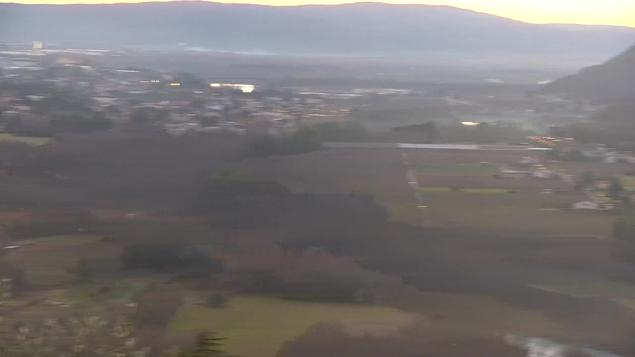 Otkrijte Beskrajnu Web Kameru Nova Gorica i Gorica!