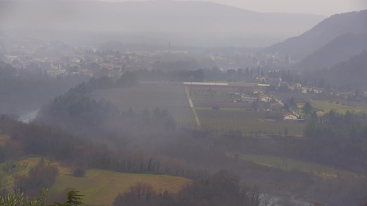 Otkrijte Beskrajnu Web Kameru Nova Gorica i Gorica!