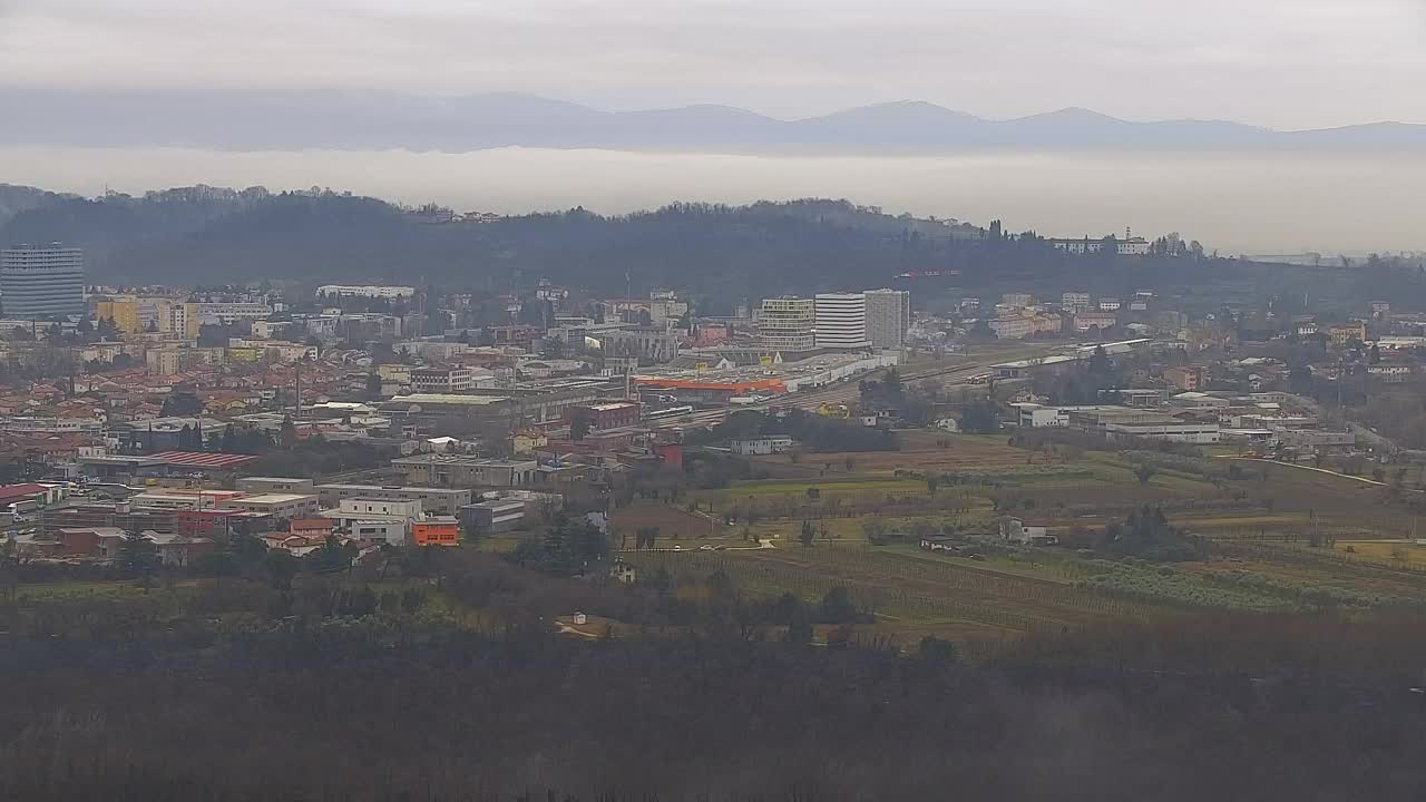 Brezmejna spletna kamera Nova Gorica in Gorica!