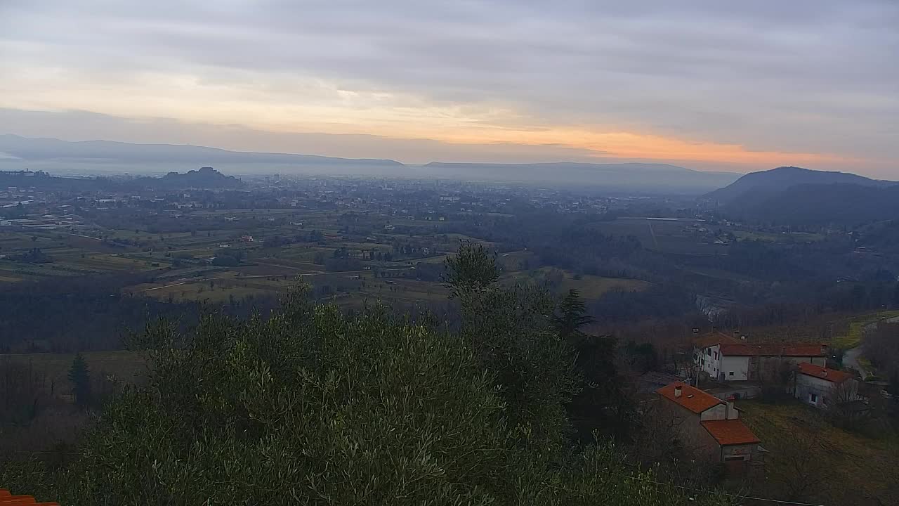 Borderless webcam of Nova Gorica and Gorizia