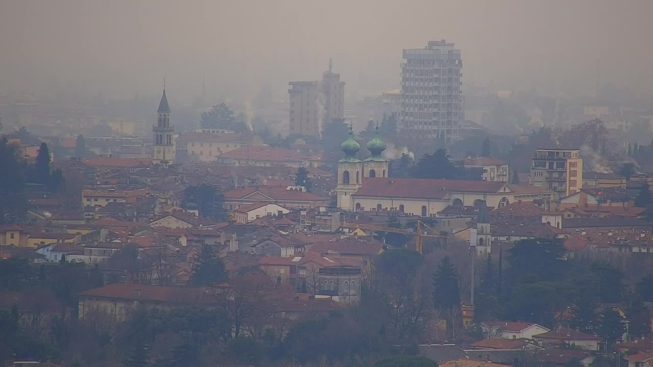 Otkrijte Beskrajnu Web Kameru Nova Gorica i Gorica!